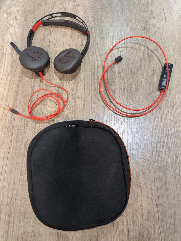 Plantronics Poly Blackwire C5220T Stereo USB-C /3.5mm Jack Corded Headset Stereo - Image 2 of 4