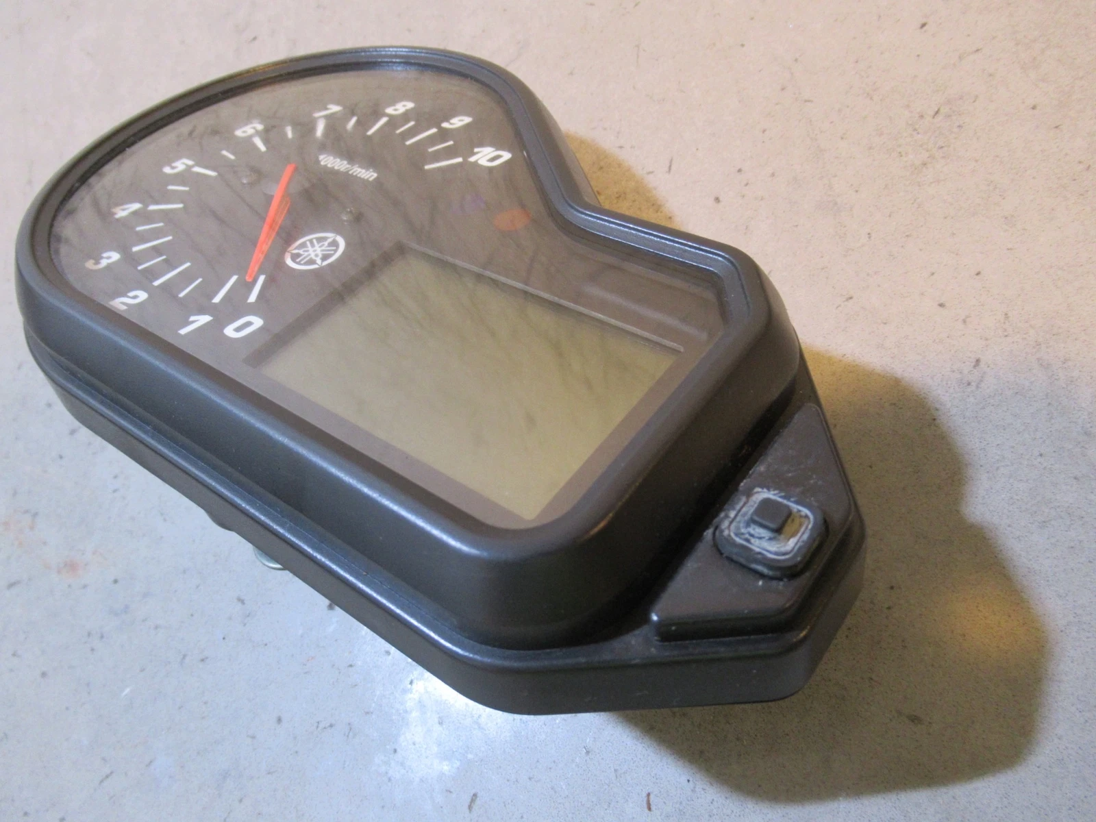 Yamaha Viper 700 Speedometer 2003 #8