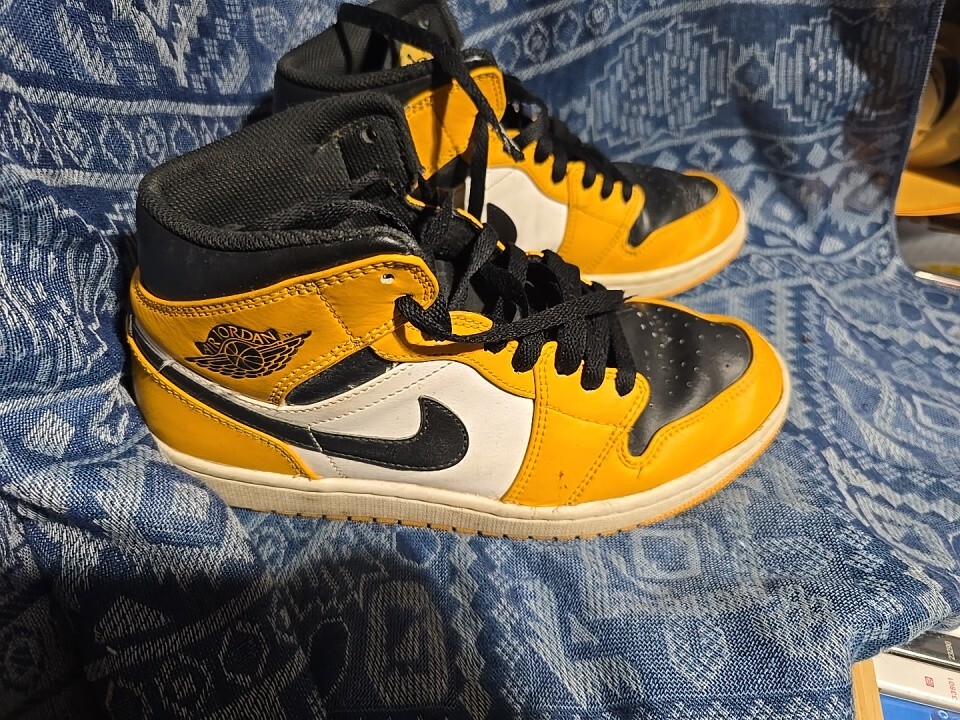 Men Size 7.5 - Jordan 1 Mid Taxi 2022 | eBay display picture 1
