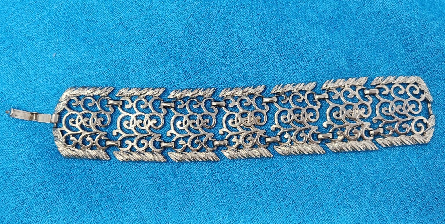 Silver Tone Openwork Panel Link Bracelet Ornate S… - image 2