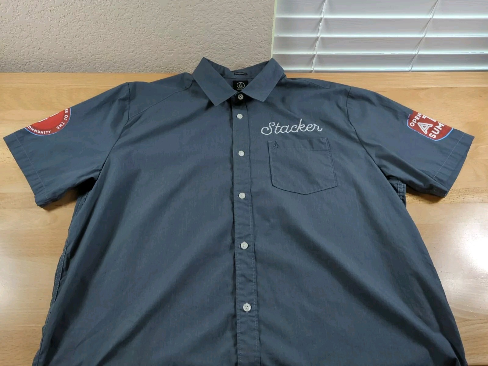 Picture 1 of 6