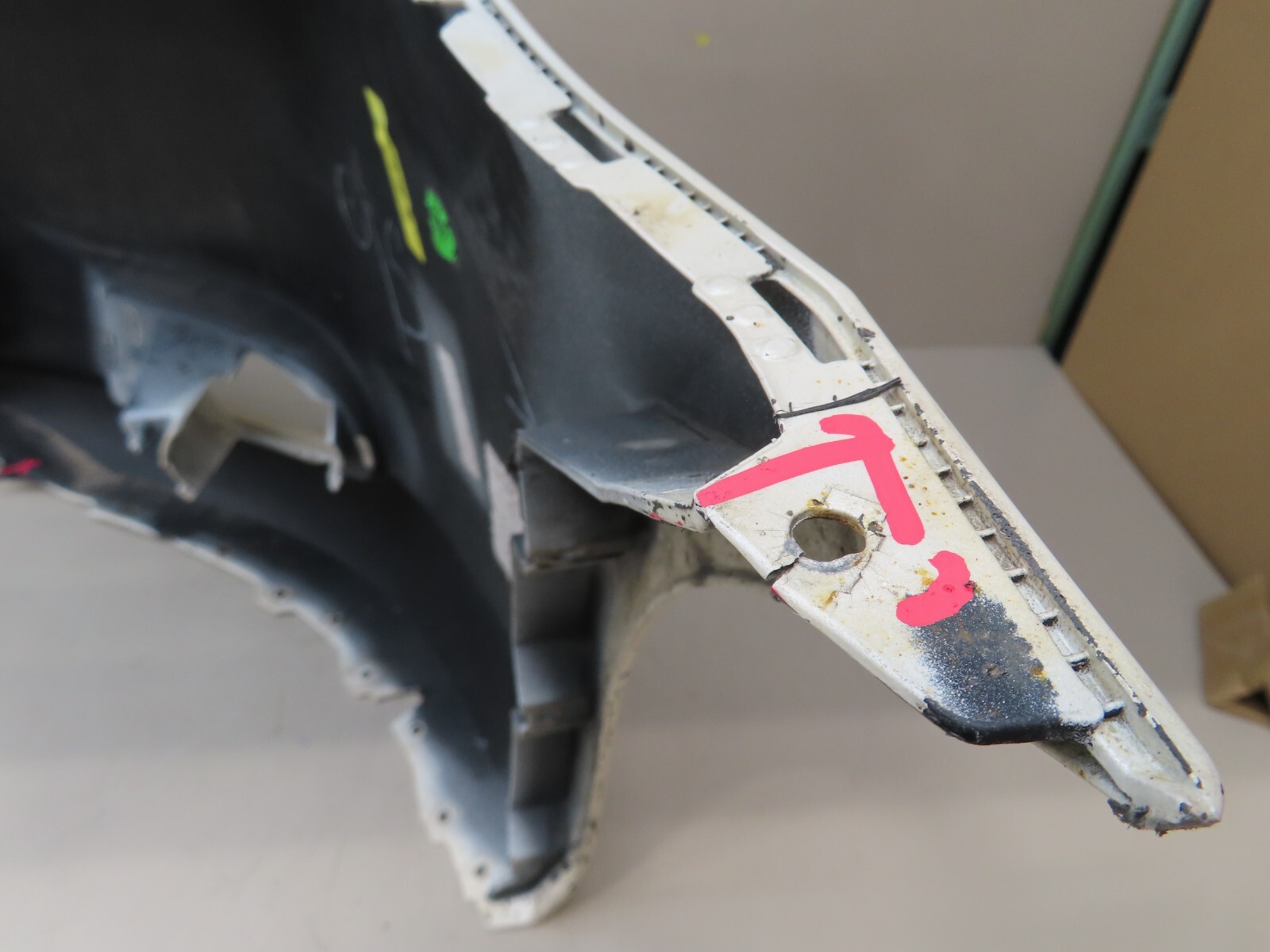 2010-2013 Buick Lacrosse Front Bumper Cover Panel Plastic 20928567  