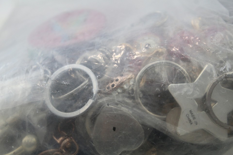 Job Lot Assorted & Unsorted Novelty Boxed Unboxed Key Rings Keyring eBay