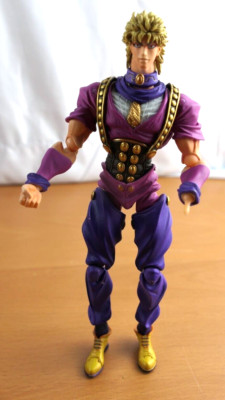 JoJo's Bizarre Adventure - Dio Brando / 17cm / Actionfigur
