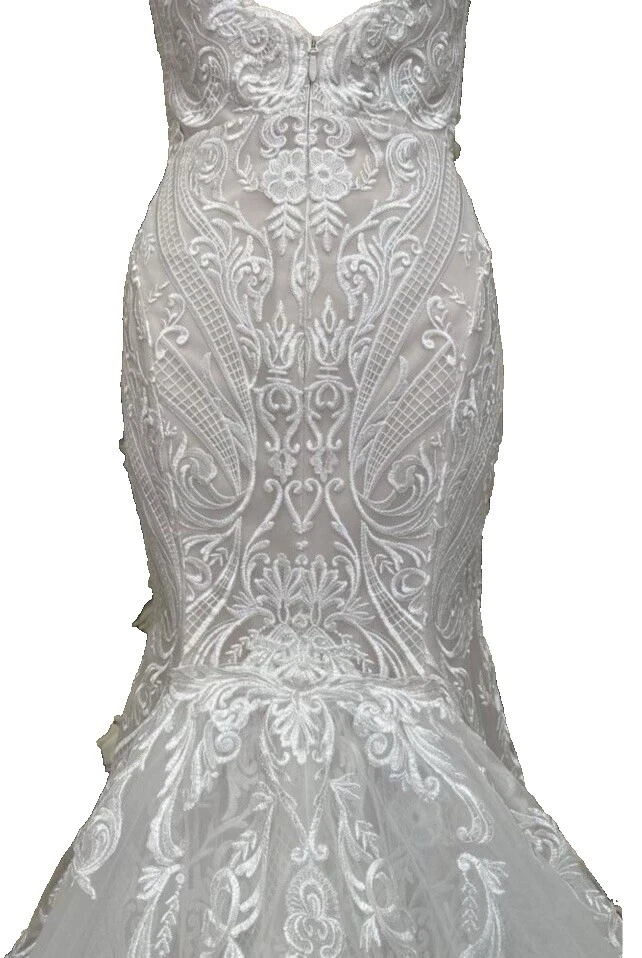 Halter Neck Ball Gown Wedding Dresses