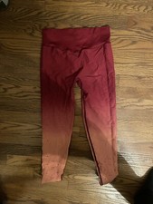 PINK Womens Athletic Space Dye Pink Ombre Leggings New WithOUT TAGS Stretch MED