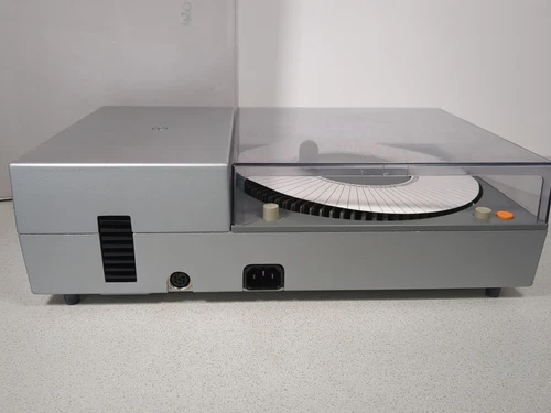 Rollei P37E Carousel 35mm Slide Projector With Remote Control & Case P37E E - Picture 5 of 15