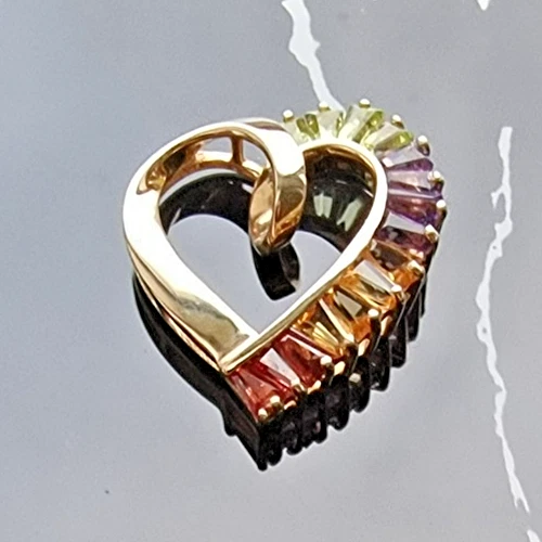 COLGANTE/DIAPOSITIVA CORAZÓN PERIDOTO NATURAL, AMATISTA, CITRINO Y GRANATE ORO 14K Foto 3 de 4