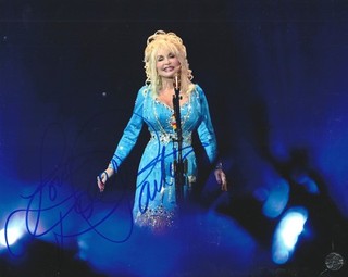 Dolly Parton Autographed Super Sexy Hot 8x10 Photo with COA/Matching Hologram
