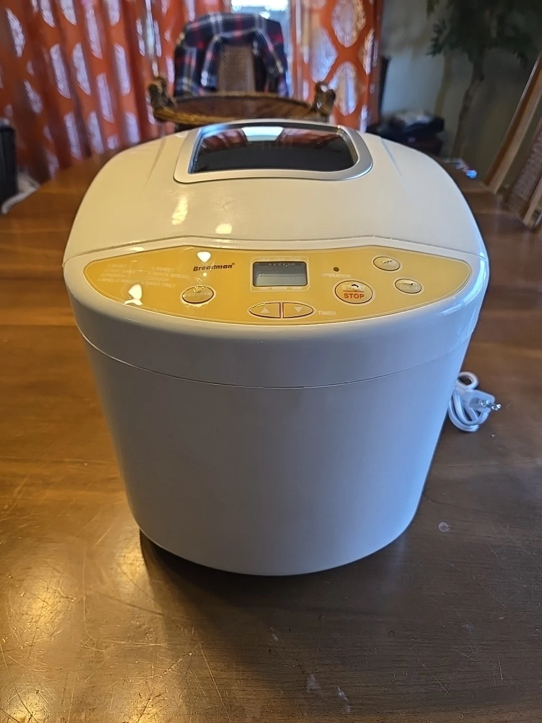 Breadman TR520 Bread Maker Machine 8 Settings 2lb Loaf Auto Bake Dough White
Opens in a new window o