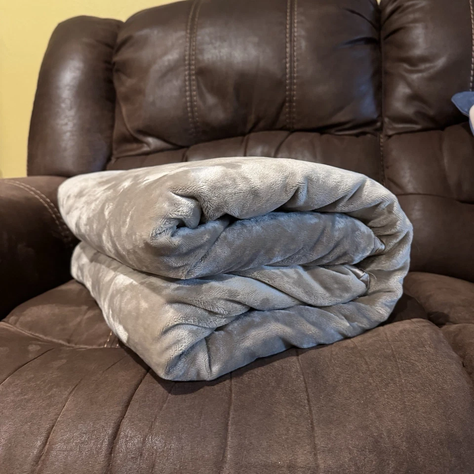 "Manta ponderada de felpa Brookstone NAP 54x72"" bronceada neutra N•A•P 2 piezas cremallera" Foto 3 de 4