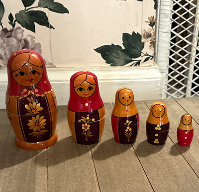 Russian Matryoshka Nesting Dolls Hand-Painted Wood Set of 5 Red Orange Floral