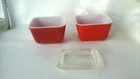 VINTAGE REFRIGERATOR FOOD KEEPERS BRIGHT RED PYREX GLASS 4 BY 3 DISHES 1 LID SEE