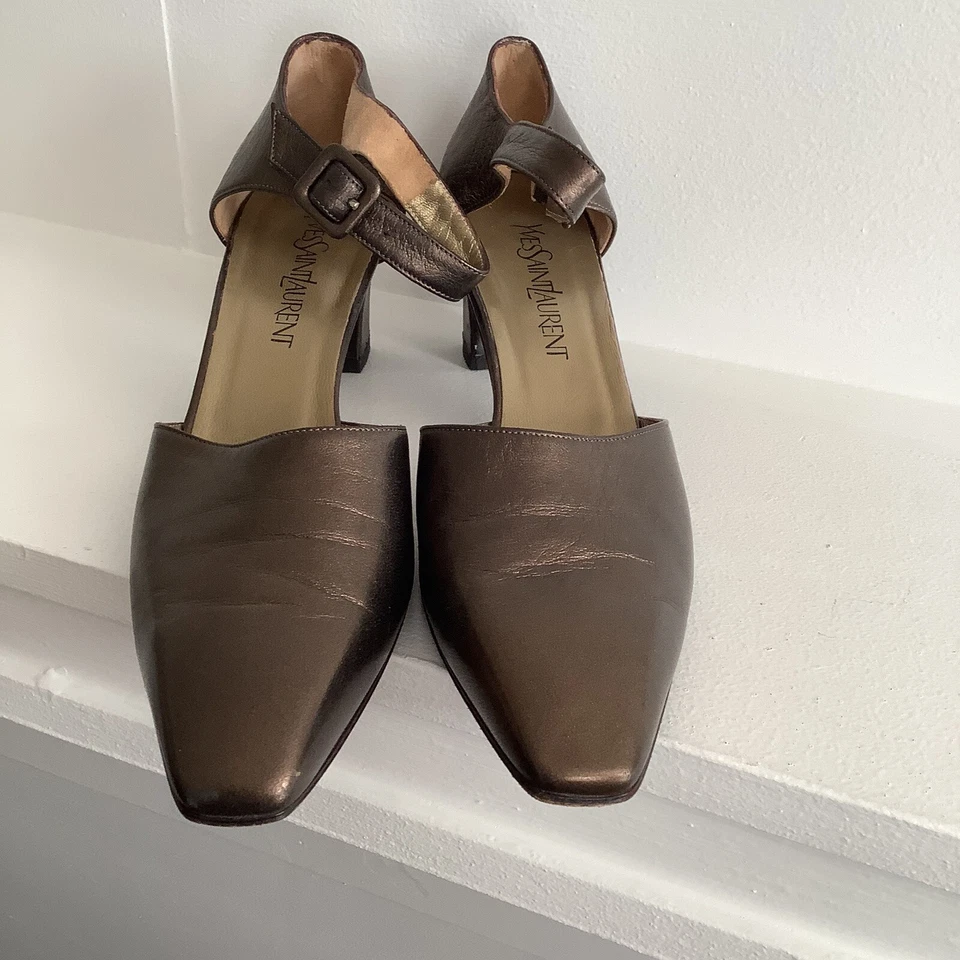 Años 90 Yves Saint Laurent Bronce Clásico Mary Jane Tacones Talla 10M Foto 2 de 4