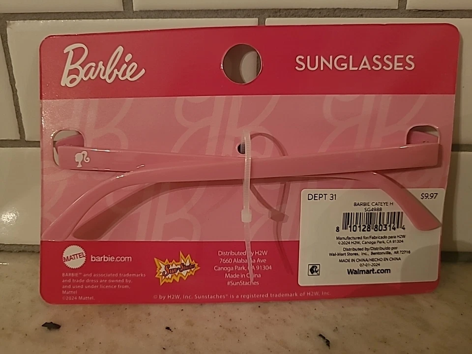 Nuevas gafas de sol Mattel Barbie rosa intenso. Relleno de medias 100 % protección UV Foto 2 de 2