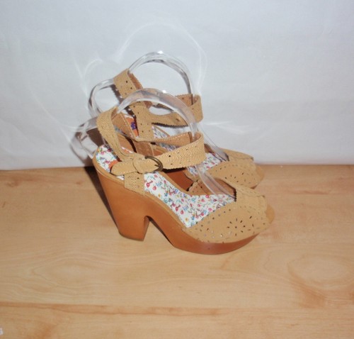 NUEVO EN CAJA Rocket Dog Damas CHARLEE Gamuza Tostado Tacón Verano Sandalias Zapatos - Imagen 3 de 6
