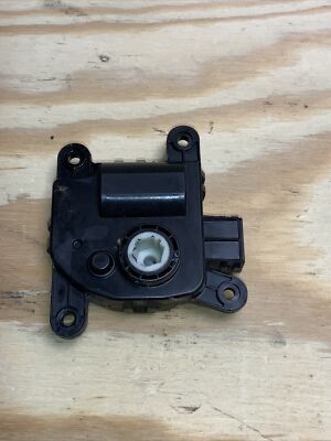2013 Hyundai Accent HVAC Control Unit Module Doowon H40073