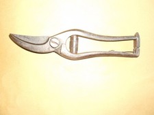 ancien sécateur   ,vigne,vigneron