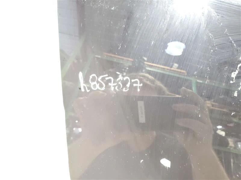 Front Right Door Glass 4DR OEM 2015 2016 2017 BMW M3 - Image 2 of 4