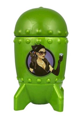 Ikon Collectables DC Bombshells 3D Mug with Lid (Catwoman)