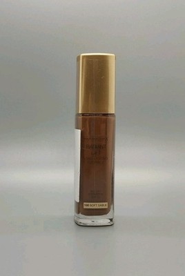 Max Factor: Radiant Lift Long Lasting Radiance Foundation -100 Soft Sable - 30ml