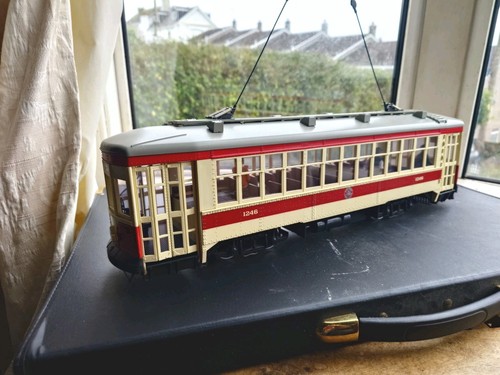 LGB 21382 Elektro New York Street Car Straßenbahn Spur G Digitallok Gartenbahn | Condition: Used