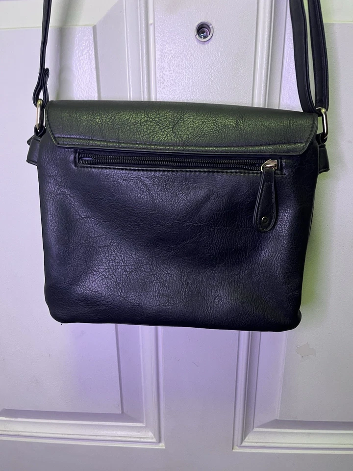 Bolso bandolera Betty Boop 2015 con solapa con pedrería 9 X 9 Foto 3 de 4