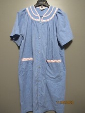 WOMEN'S VANITY FAIR S/S PEARL SNAP ROBE BLUE LARGE VGUC
