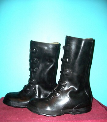 rubber buckle boots