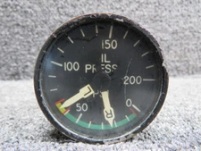 22-860-012A Garwin Dual Oil Pressure Indicator (Volts: 26)
