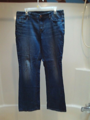 Maurices Blue Jeans Midrise Flare Leg 