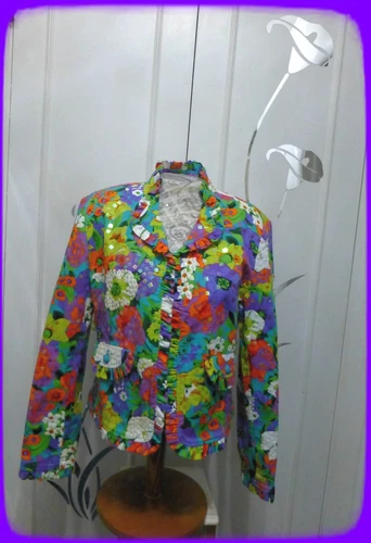 Women's Blazer Size 8 REDD