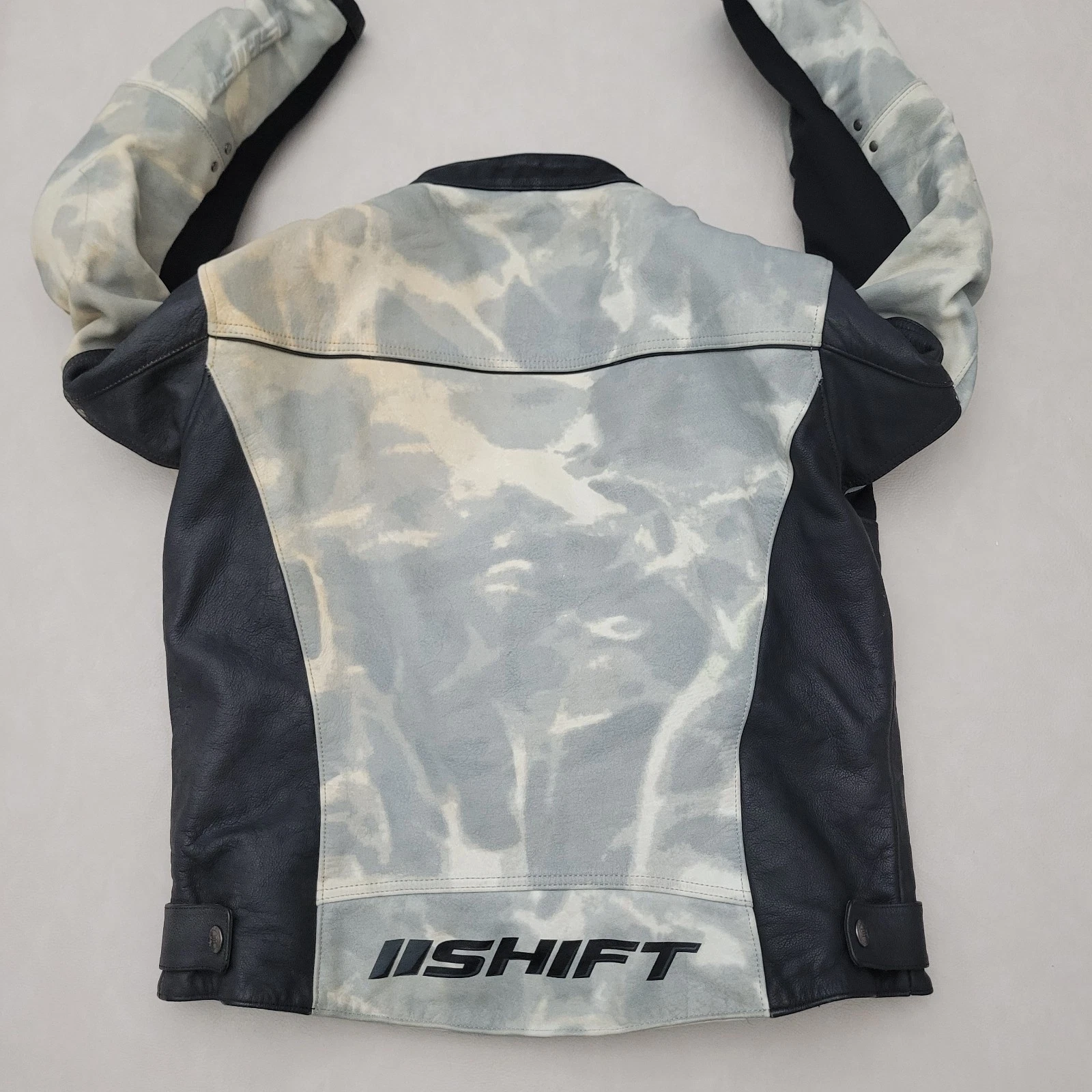 Genuine Shift Motorcycle Street Leather Jacket. Size XL - product detail image 1
