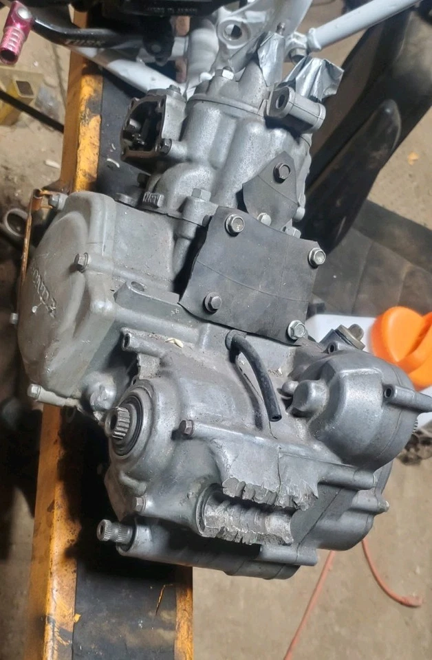 03 Honda Cr 125r Near Complete Engine - Image 3 of 4