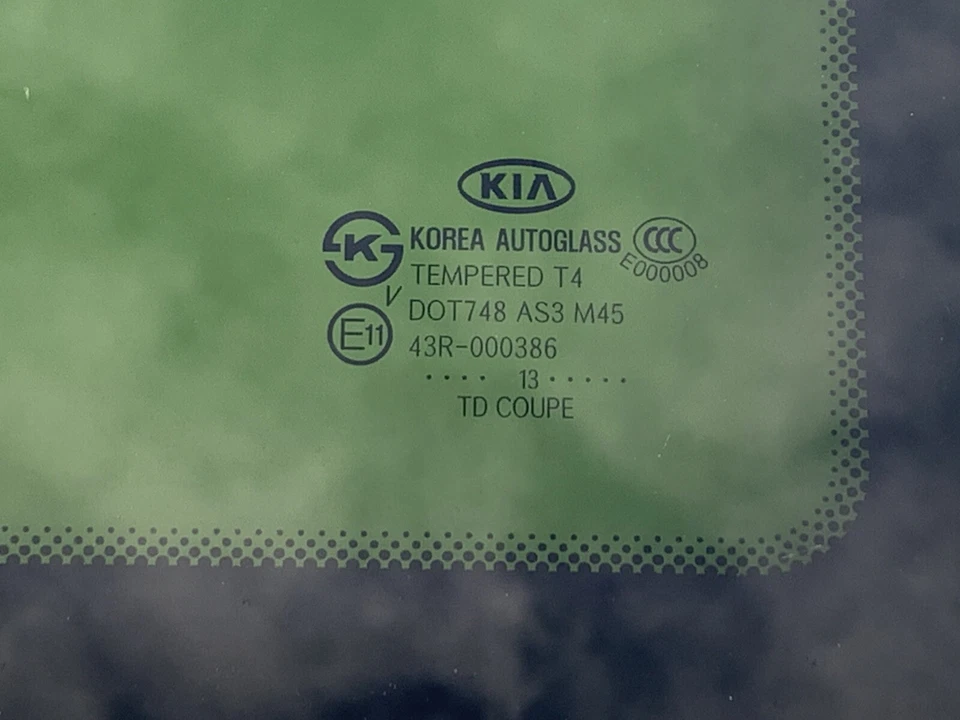 Kia Forte 2010-2013 cupé 2 puertas techo corredizo vidrio techo corredizo eléctrico ventana de fábrica Foto 3 de 4