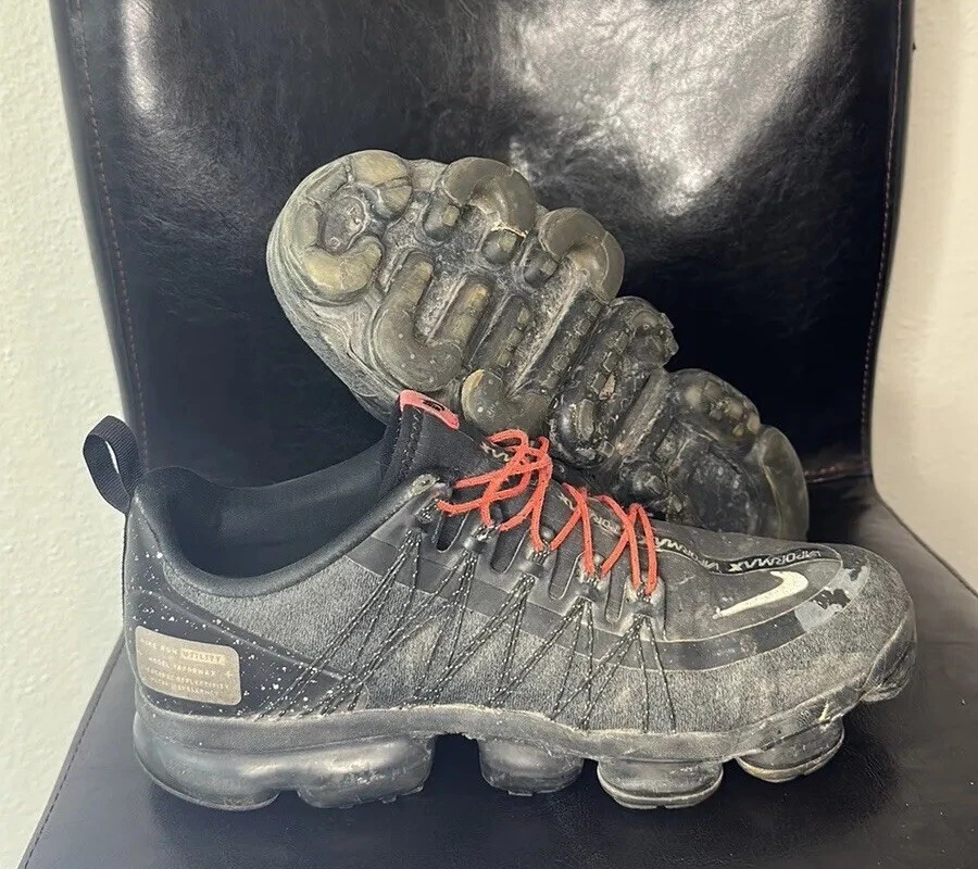 Nike Air Vapormax AQ8810 001 Black Run Utility Men s Size 11 Running Sneakers