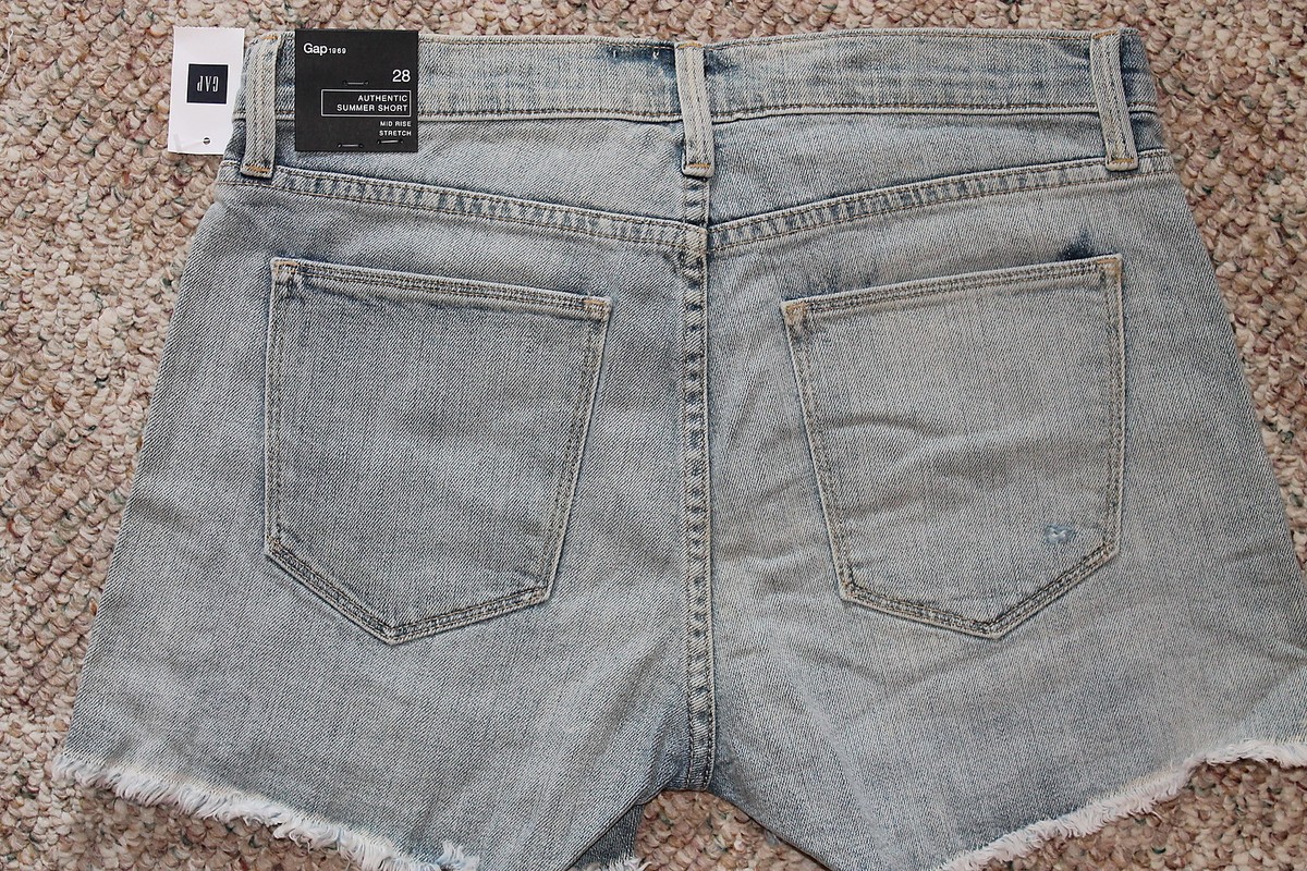 Short En Jean Délavé GAP - Taille 28 - Indigo Moyen - Neuf Avec étiquettes