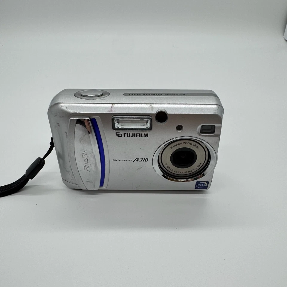 Fujifilm FinePix A310 3.2MP Digital Camera Compact Point & Shoot w/ 32MB XD Card - Image 2 of 4
