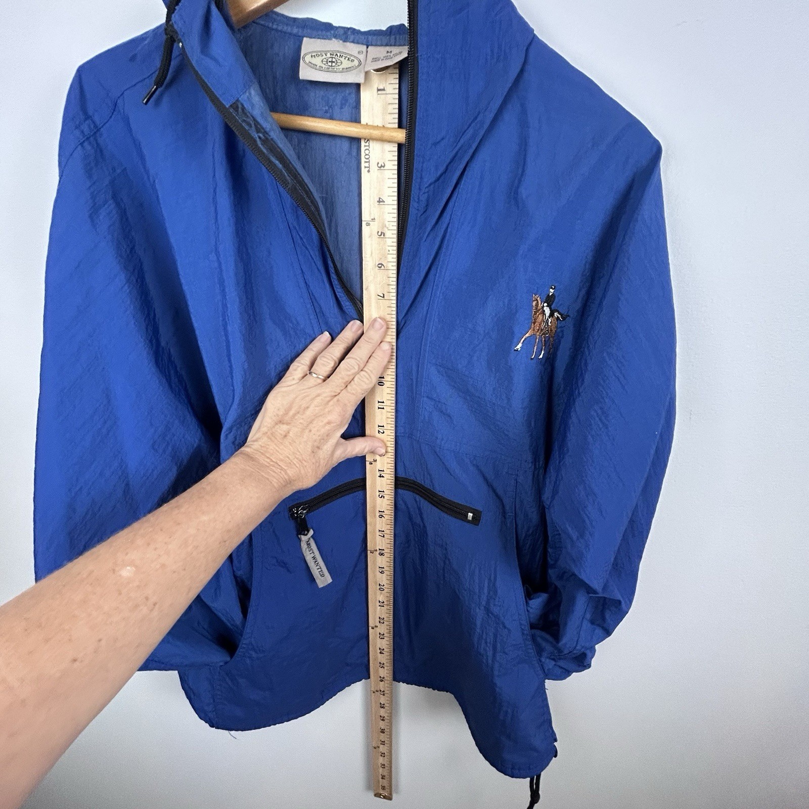 Most Wanted medium pullover light  Windbreaker Ja… - image 3