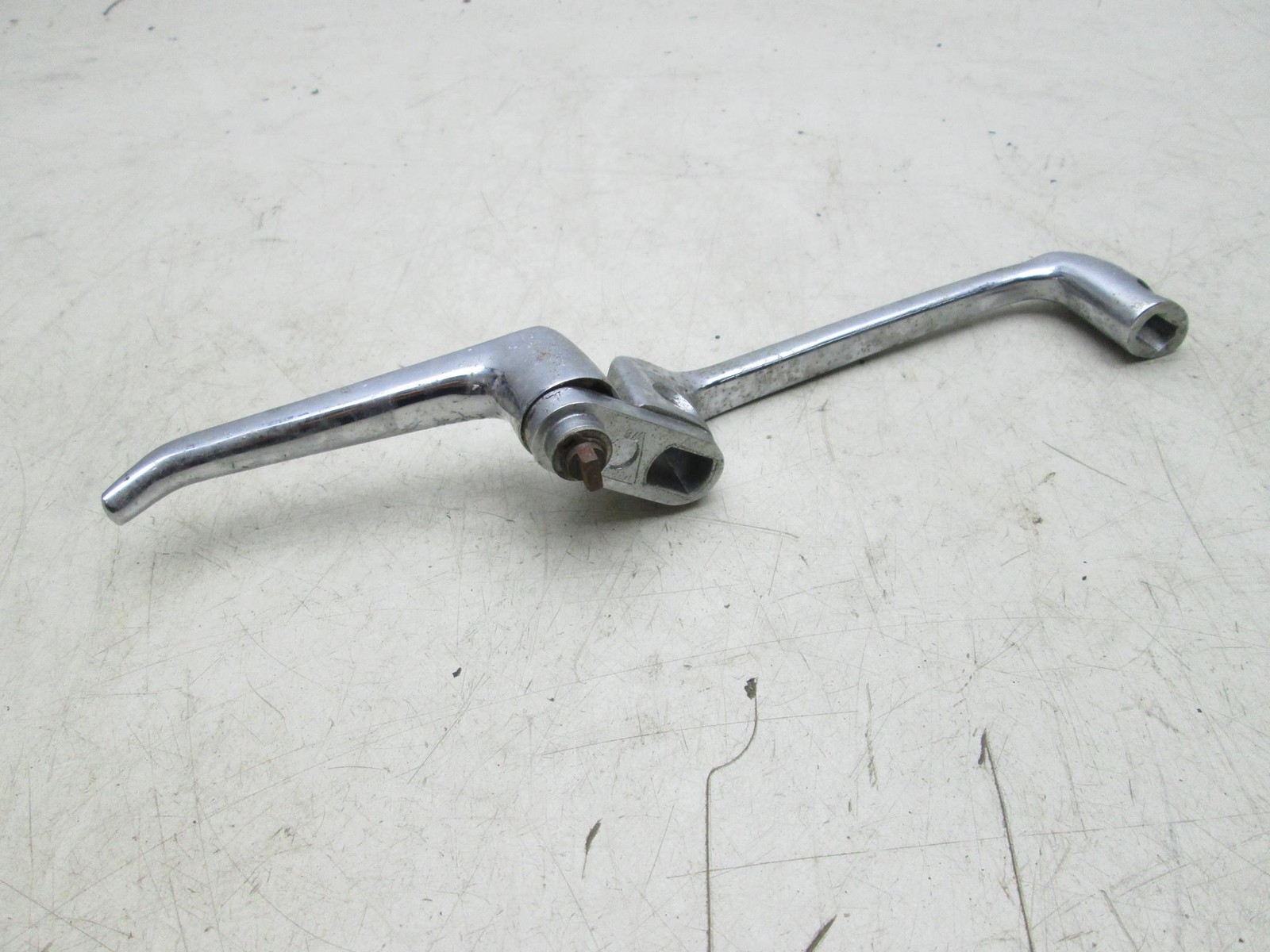 Rolls Royce Silver Shadow T1 right front inner door handle (USED)
