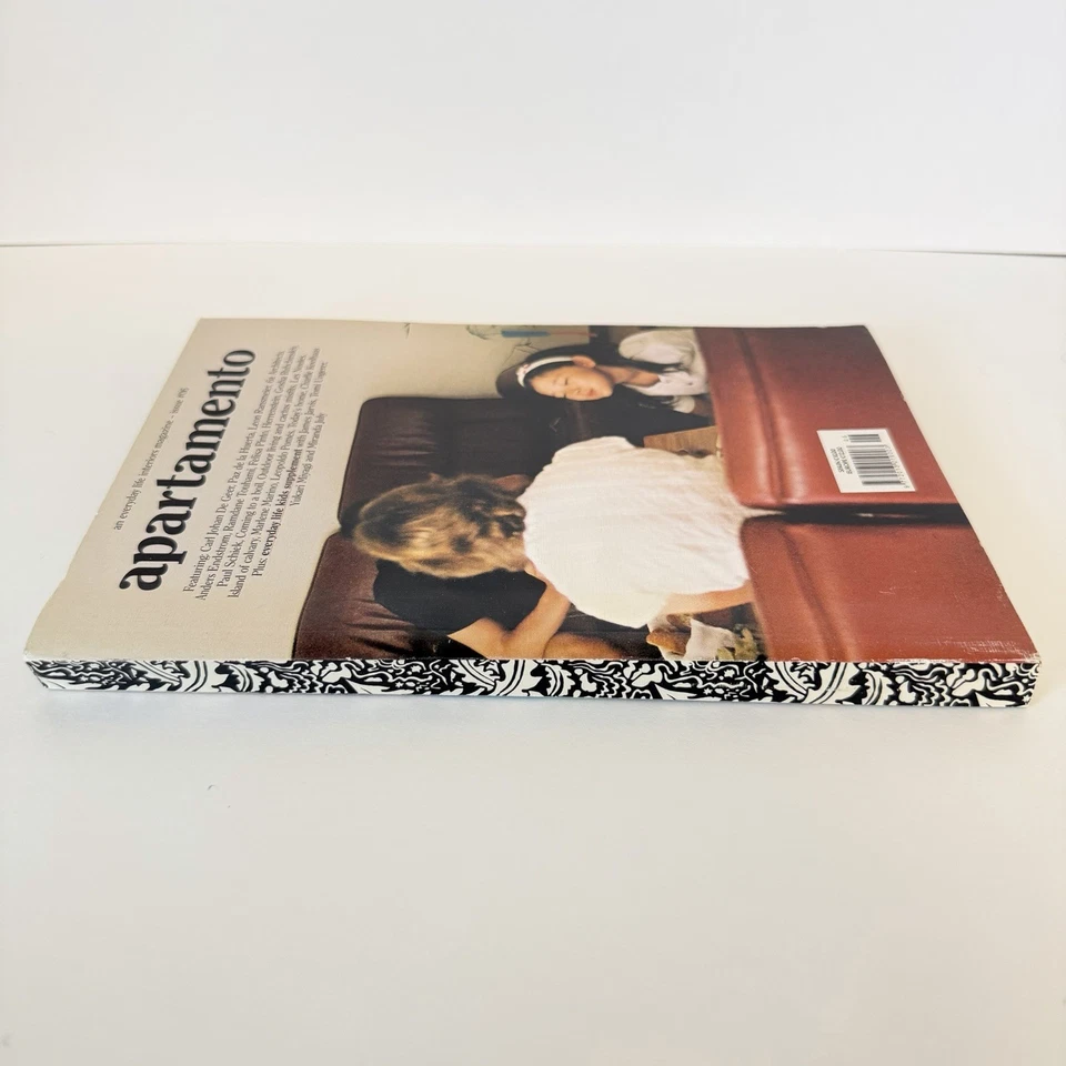 Apartamento Magazine Issue #06 Autumn/Winter 2010 Carl Johan De Geer - Image 3 of 3