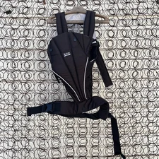 Britax Black Gray Infant Baby Carrier Model 19203