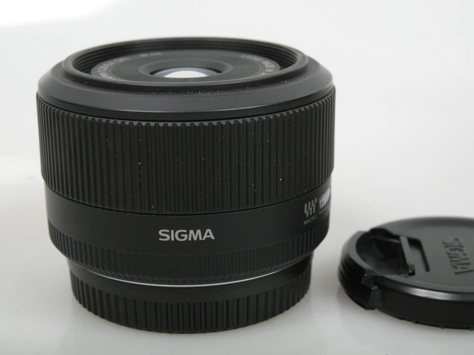 SIGMA Objektiv 30mm f/2,8 EX DN 4/3 Micro Four Thirds black für Panasonic LUMIX - Bild 4 von 4