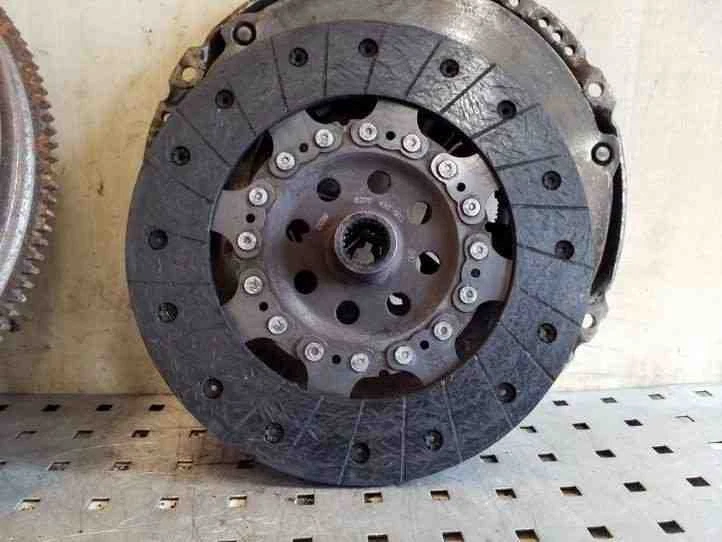 Nissan X-Trail T31 Clutch Kit 2.0 Diesel 127kw 2008 26174261 - Image 4 of 4