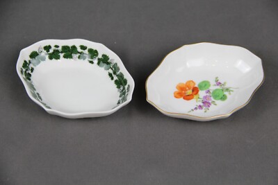 Meissen Porzellan Schälchen Schale Anbietschale bemalt Blume Weinlaub 10,5x8