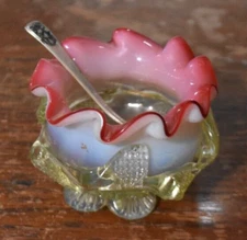 Antique Elegant Ruffled Cranberry Opalescent Uranium Vaseline Salt w/Spoon Glows