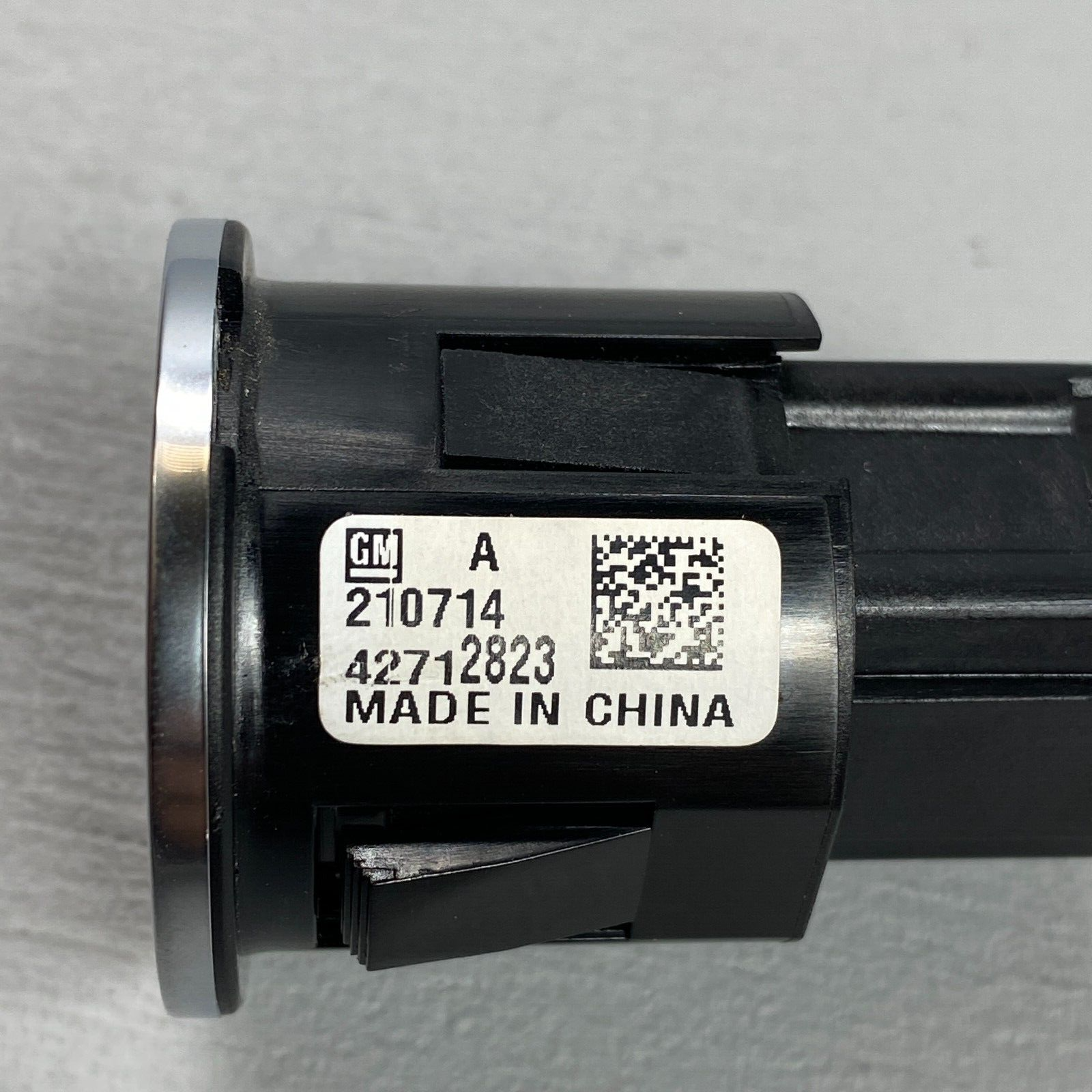 2022-2023 CHEVROLET BOLT EV DASH ON/OFF ENGINE START BUTTON SWITCH 