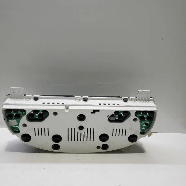 04-06, Suzuki Forenza EX, Speedometer Cluster MPH, 2.0L, Prata, PN-3410085Z10 - Imagem 4 de 4