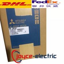 HF-SP301 Electric Motor New MITSUBISHI HF-SP301 AC Servo Motor fast Shipping