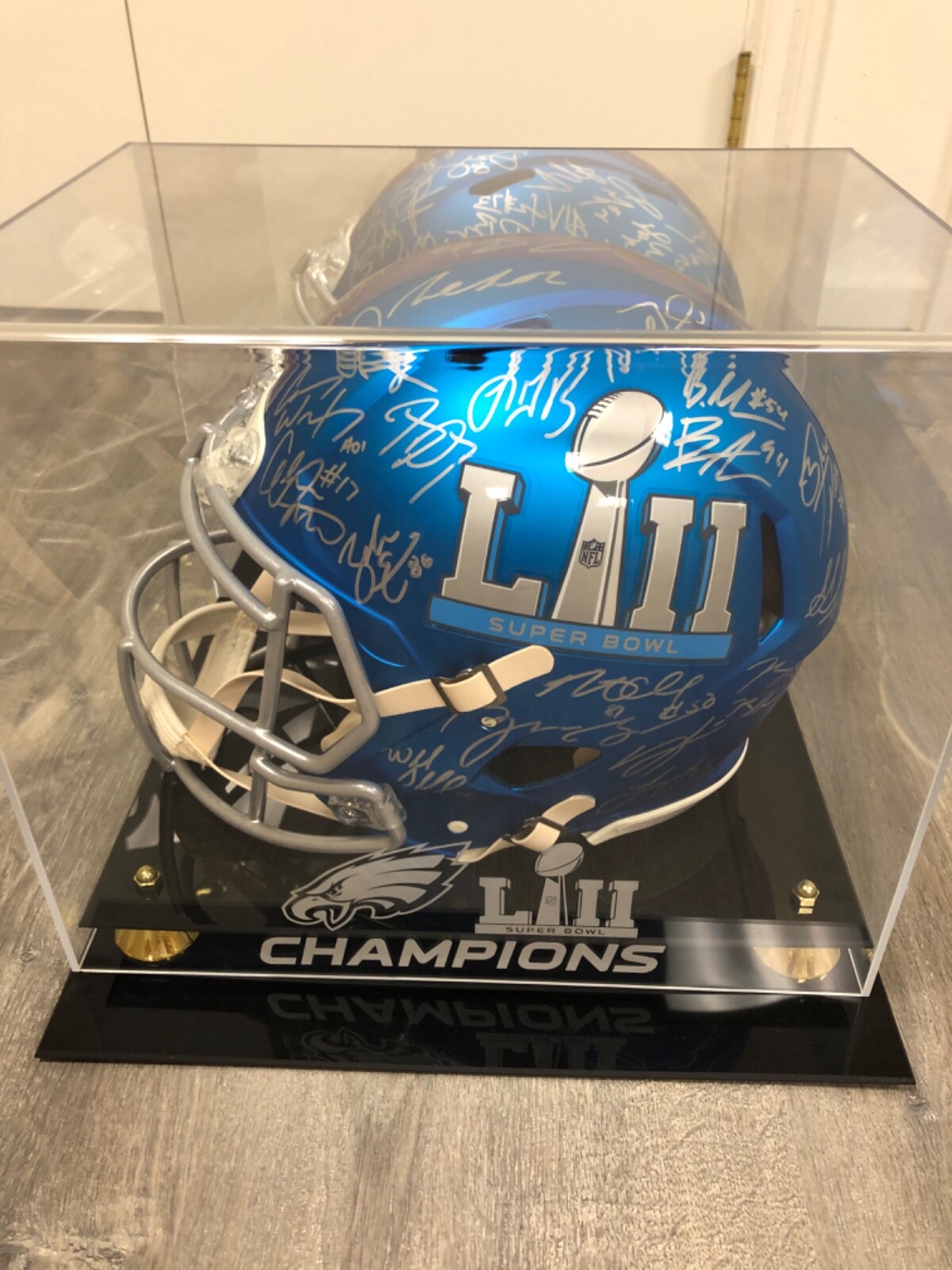 Philadelphia Eagles Team Autographed Super Bowl 52 Helmet With Display
